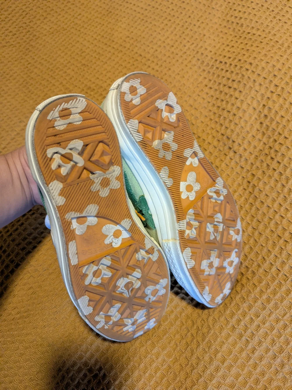 Converse Women's Golf De Fleur Sneakers, 7